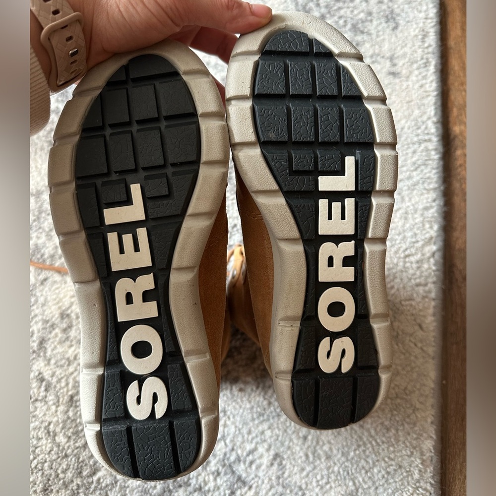 Sorel Joan Explorer Boot - Picture 7 of 7
